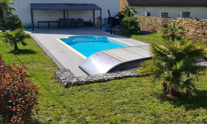 Mantry Maison | Grande maison avec piscine