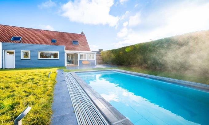Desvres Maison | Grande maison avec piscine et jacuzzi à la campagne