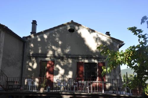 Nyons Villa | Grande Maison avec Piscine, juillet et août, Jardin Privatives à NYONS