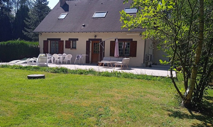 Orvaux Maison | Grande maison dans un lotissement protégé à 1 heure 15 de Paris