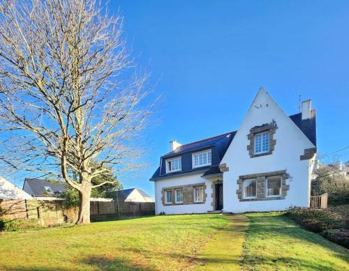 Concarneau Maison | Grande maison en bord de mer