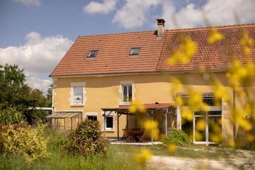 Gardefort Maison | Grande maison, piscine. 15 personnes. Sancerre