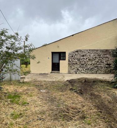 Saint-Paul-Mont-Penit Maison | Grange