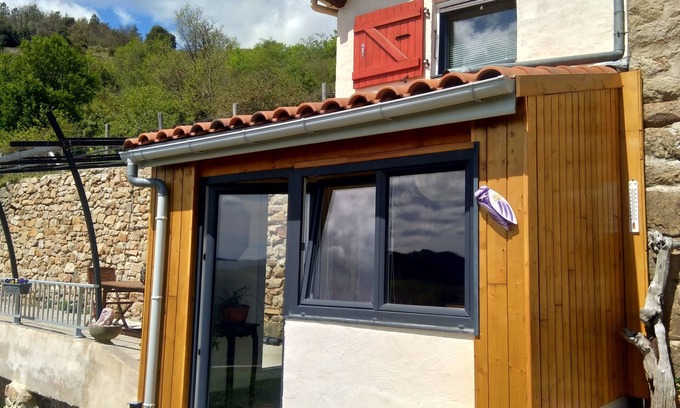 Chalencon Maison | Grange Rénovée, Avec vue Exceptionnelle