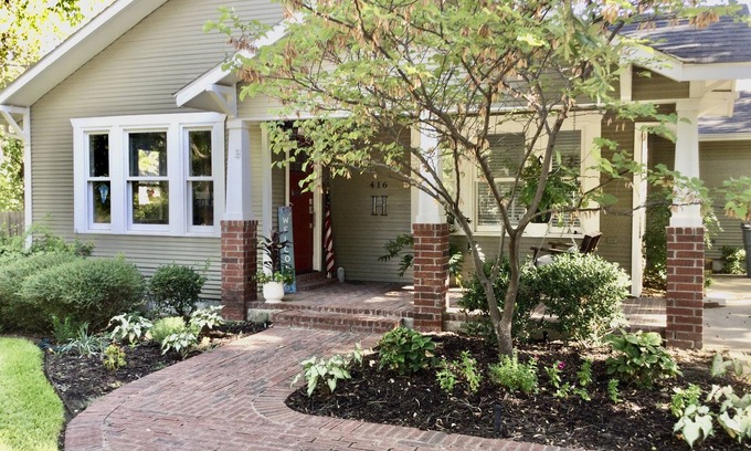 Historic Downtown Grapevine Maison | Grapevine - Walk To Historic Mainstreet