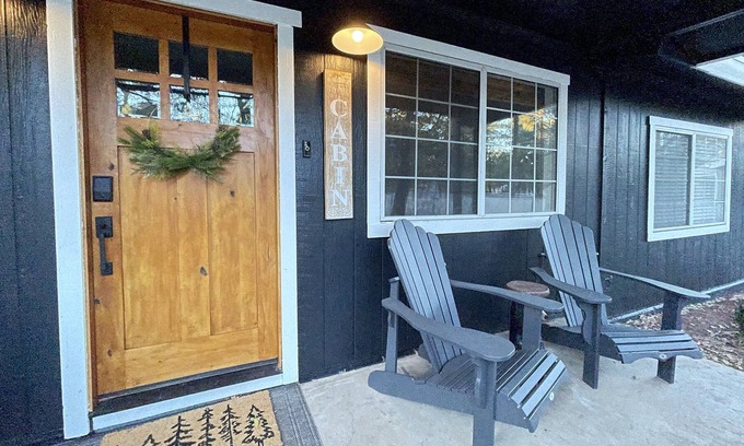 Pinetop-Lakeside Maison | Graybear Cozy Cottage | Gorgeously Renovated!