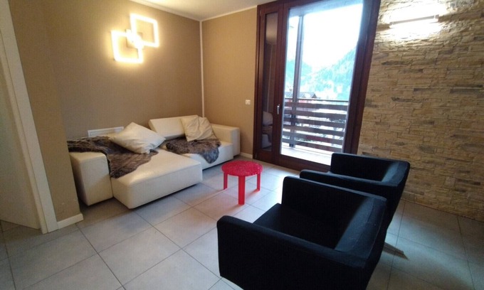Temu Appartement | GRAYNITE - ADAMELLO PEAK - TWO Apartment