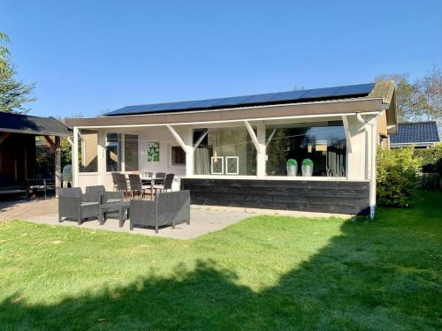 Sint Maartensvlotbrug Maison | Great bungalow near the beach and sea