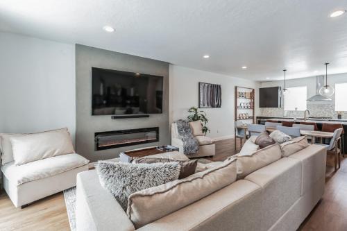 Layton Appartement | Great for Multiple Families!