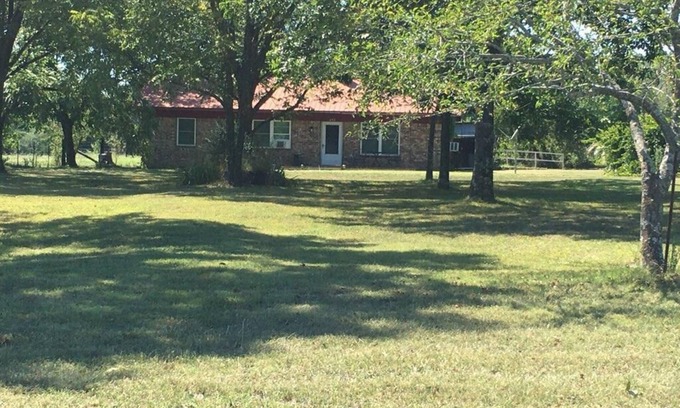 Wilburn Maison | Great get away to a country home with large yard and outdoor sitting area.