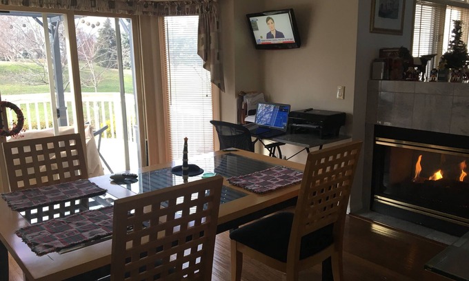 Cleveland Maison | great golf course views safe private setting close to everything