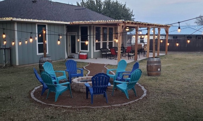 Johnson City Maison | Great House in the heart of the Hill Country