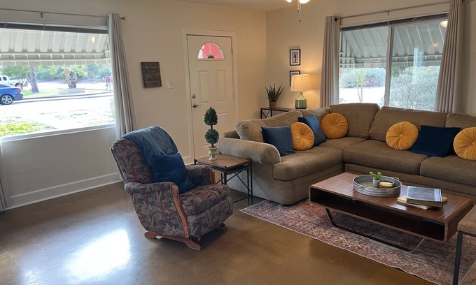 Camelback East Cottage | Great Location!!! Easy access to, well, Everywhere! King and Queen Bed.