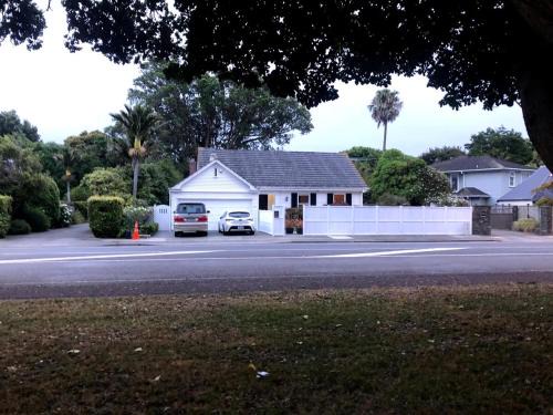 Lower Hutt Appartement | Great location in woburn at hutt central