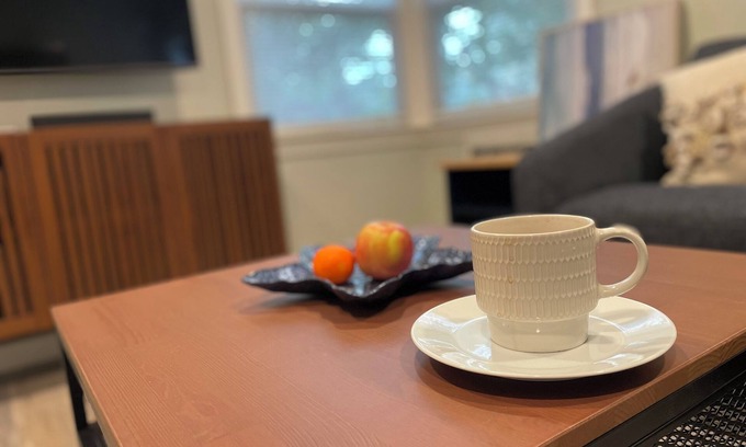 Lomita Appartement | Great location nestled in a charming Lomita residential neighborhood.