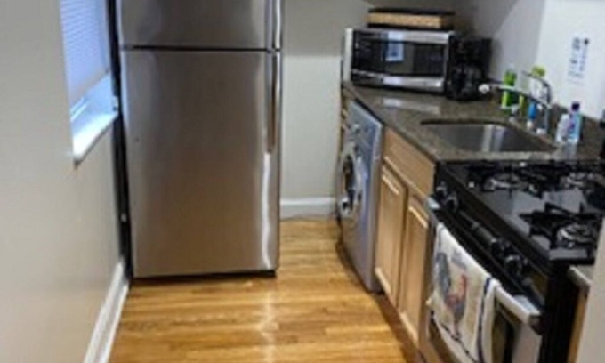 Kingman Park Appartement | Great Find & Price - Long term stays, 40% off 31+ days! Cozy 1 BR APT w/ PARKING