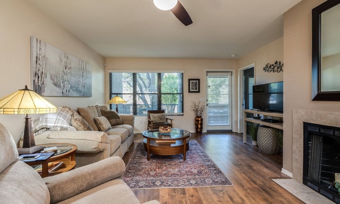 Tucson Copropriété | Great unit in sought after Greens at Ventana Canyon.
