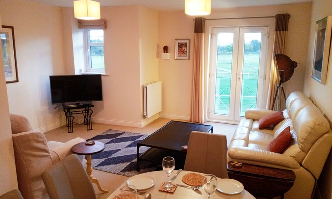 Stratford-upon-Avon Maison | Great View, Parking, Sleeps 6, 3 bedrooms, 4 Beds, Easy walk to town