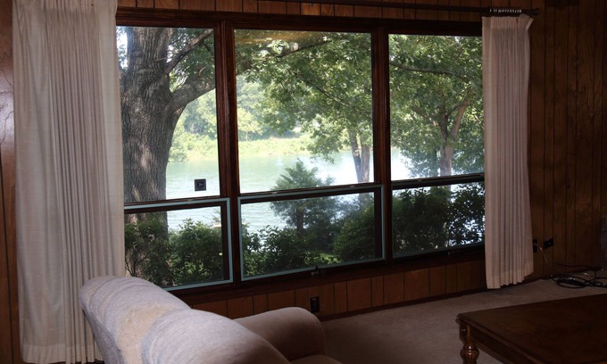 Norfork Maison | GRANDE VUE SUR LE FLEUVE BLANCHE