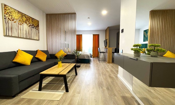 Sinaia Appartement | Green Charm Studio