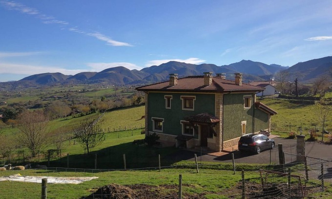 La Llana Maison | Maison Verte de Bierces