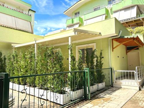 Golem Appartement | Green Residence by the beach
