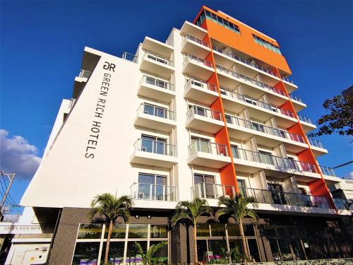 Nago Hôtel | Green Rich Hotel Okinawa Nago (Artificial hot spring Futamata Yunohana)