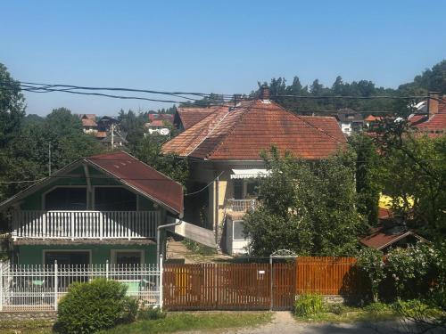 Sovata Maison | Green