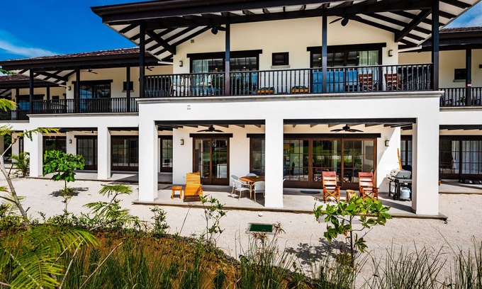 Tamarindo Villa | May Specials Ocean View 4bd - Walk to Pool & Beach with Beach Club Access