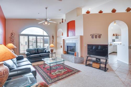 Green Valley Maison | Green Valley Getaway Near Golfing Pool Access!