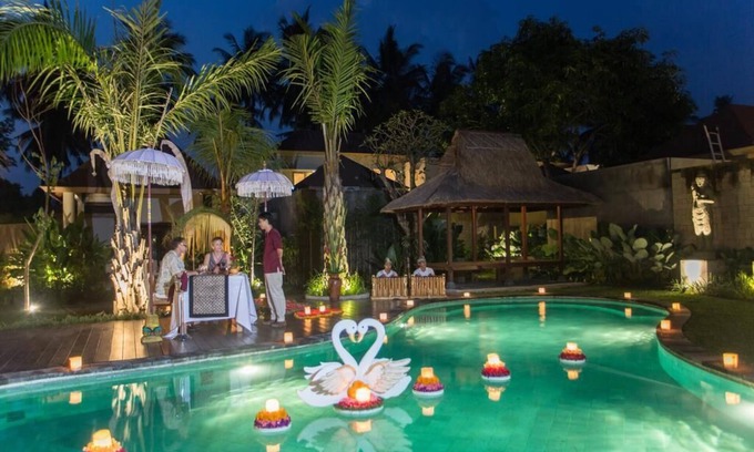 Lodtunduh Villa | Romantique 3 chambres avec adapté à la famille