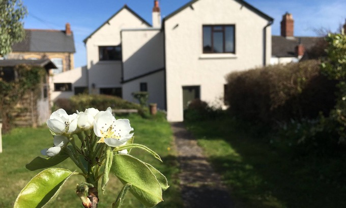 Watchet Cottage | Greengates, MONTRE