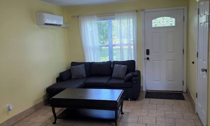 Topeka Maison | Greenside Getaway