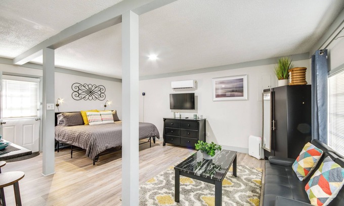 Greenwood Appartement | Greenwood Studio Cottage < 1 Mi to Downtown!