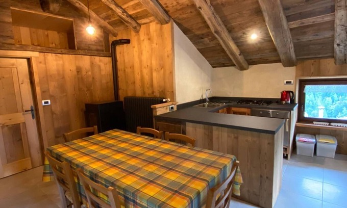 Valgrisenche Appartement | Grenier Barrel