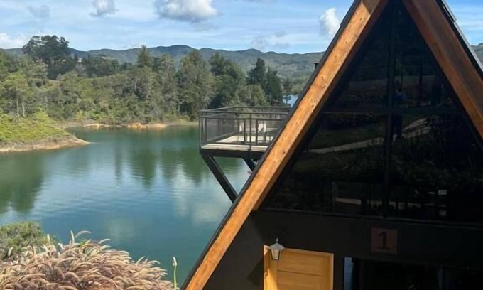 Guatape Cabine | GRETEL CHALETS SUIZO