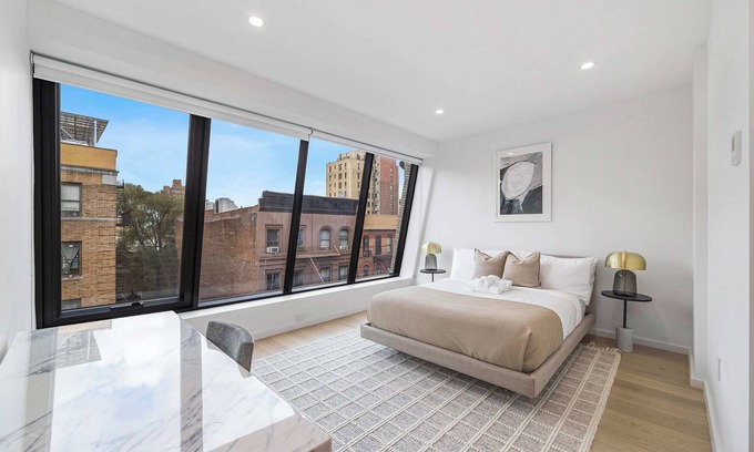 Manhattan Valley Appartement | Greystone PH by RoveTravel | 4BR PH w/Private Roof