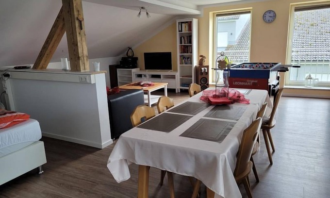 Ursensollen Appartement | Große Ferienwohnung für 5 Personen mit Großer Dachterrasse