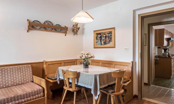 Selva di Val Gardena Appartement | Große Gartenwohnung Haus Forelle
