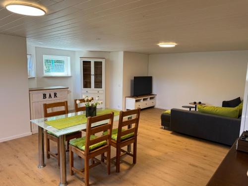 Marpingen Appartement | Große Wohnung am Segelflugplatz