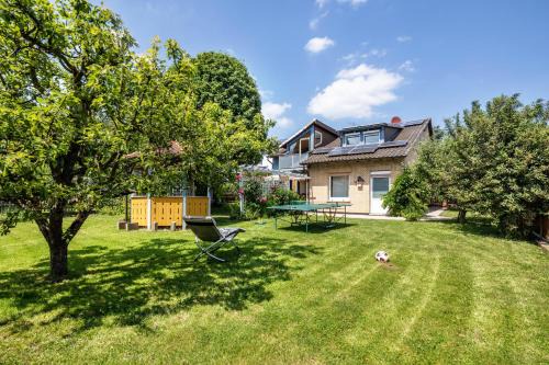 Homberg Maison | Großes Ferienhaus In Nordhessen