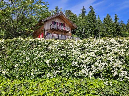Poellauberg Maison | Großes Ferienhaus mit 5 Schlafzimmer & 4 Bäder