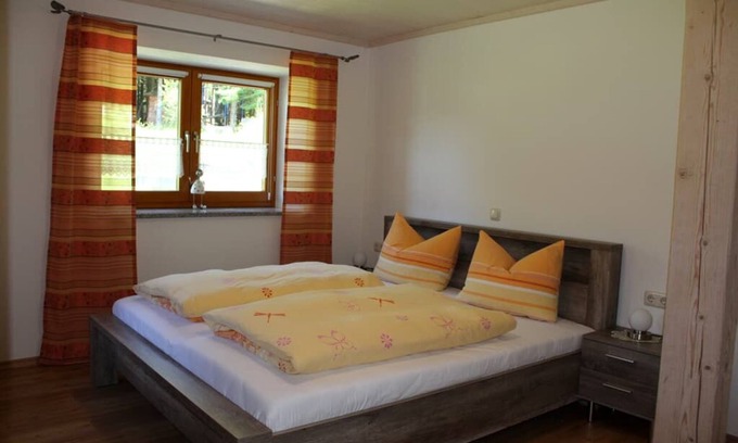 Lam Appartement | Großzügige und urige Ferienwohnung am Fuße des Ossers