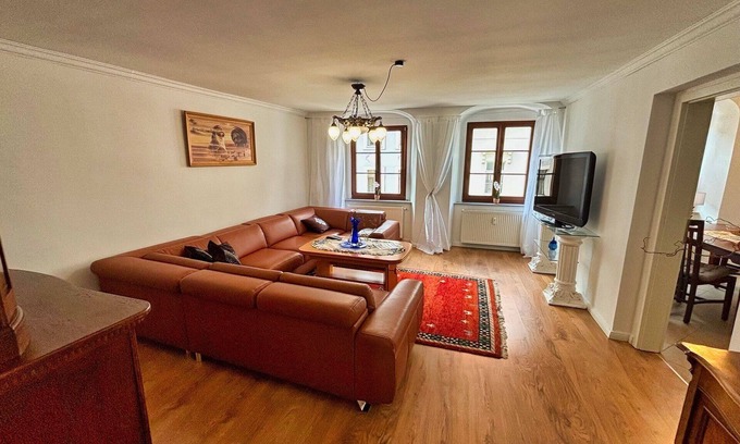 Goerlitz Appartement | Großzügige Wohnung in der Altstadt mit Balkon