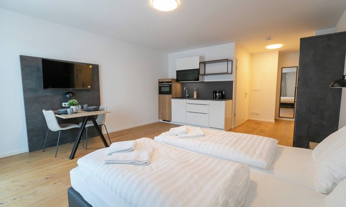 Alt-Treptow Appartement | Großzügiges Apartment im 1.OG mit Lift in Berlin