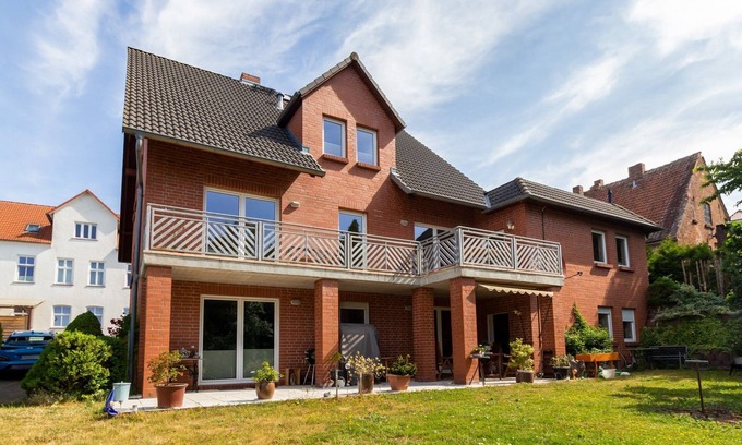 Bergen auf Ruegen Appartement | Großzügiges Zentral Gelegenes Appartement im Herzen Rügens - Appartement in EFH
