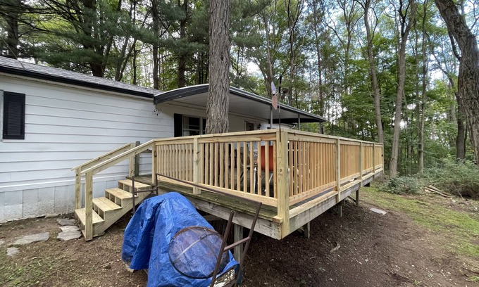 Hammondsport Maison | Groovy Getaway secluded retreat