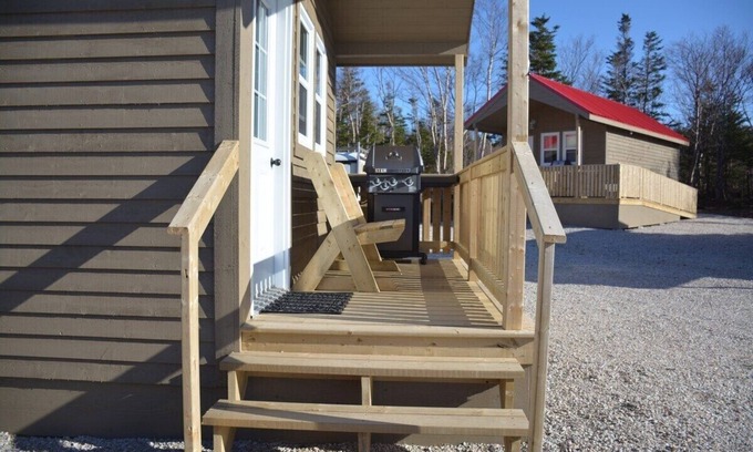 Rocky Harbour Maison | Gros Morne Tiny Chalets