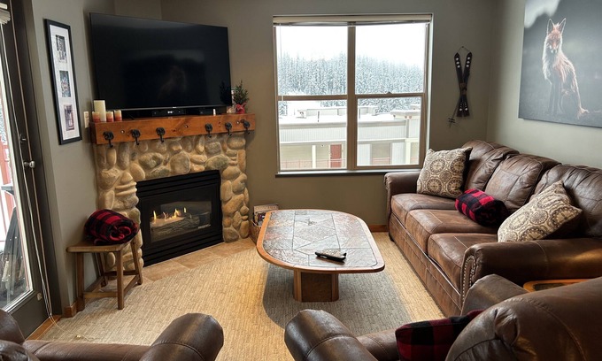 Silver Star Mountain Copropriété | Corner Unit 2 Bed / 2Bath Upgraded Corner- True Ski In / Ski Out - Pet Friendly