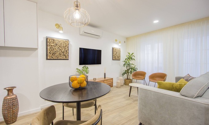 Guimaraes Maison | Ground Floor Apartment With Patio in Guimarães City Center